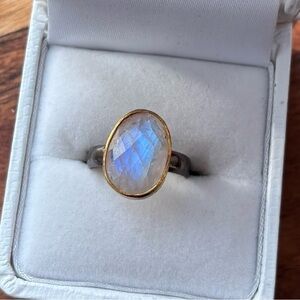 Elegant Gold Vermeil and Black Sterling Silver Moonstone Ring Sz7